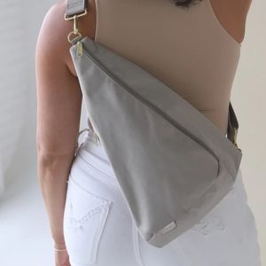 Logan & Lenora sling bag